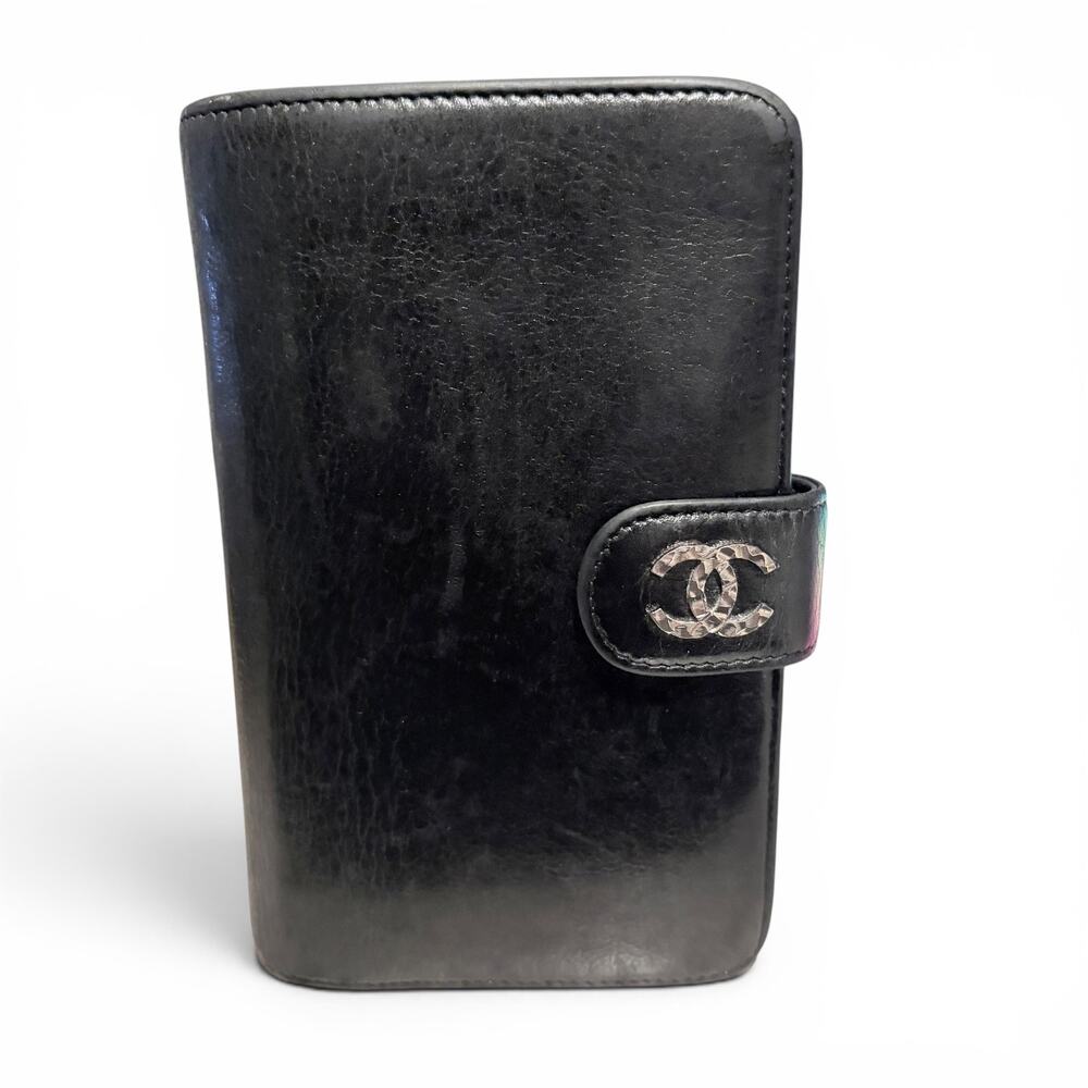 Chanel Black Lambskin Long Bifold Wallet Silver CC Snap Flap Zip Coin Pocket